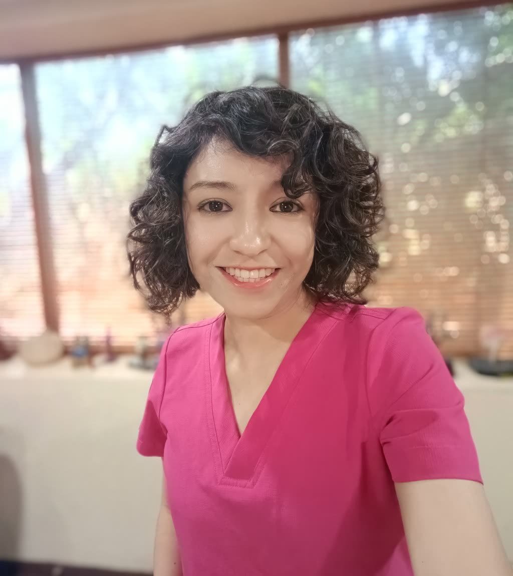 Stephanie M. de León, Nutrióloga Clínica